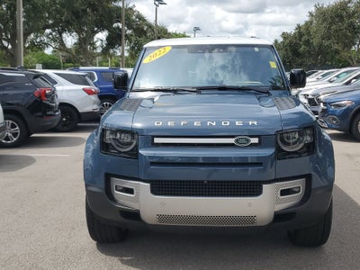 2022 Land Rover Defender 110 SE