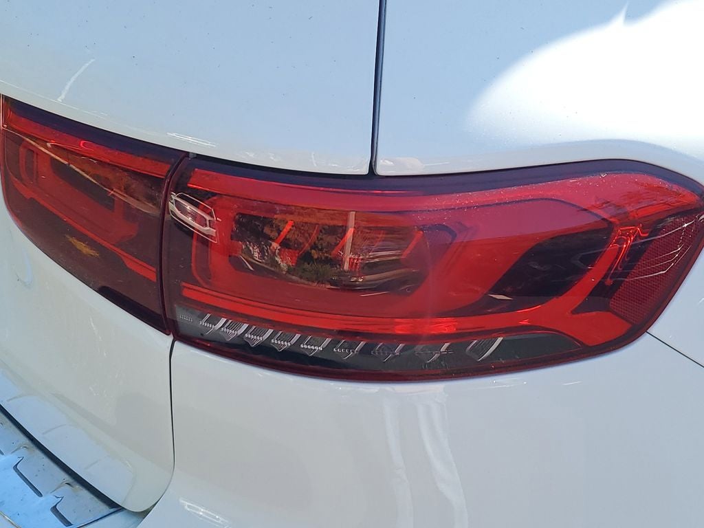 2023 Mercedes-Benz GLB 250