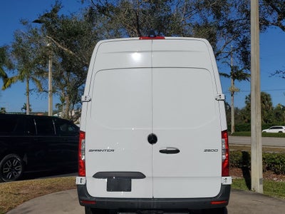 2023 Mercedes-Benz Sprinter 2500 Standard Roof 4-Cyl Diesel