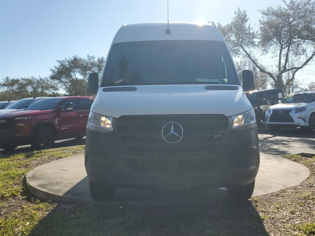 2023 Mercedes-Benz Sprinter 2500 Standard Roof 4-Cyl Diesel
