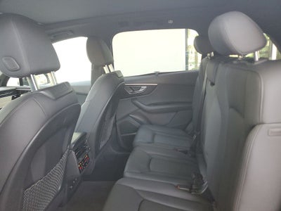 2022 Audi Q7 Premium Plus