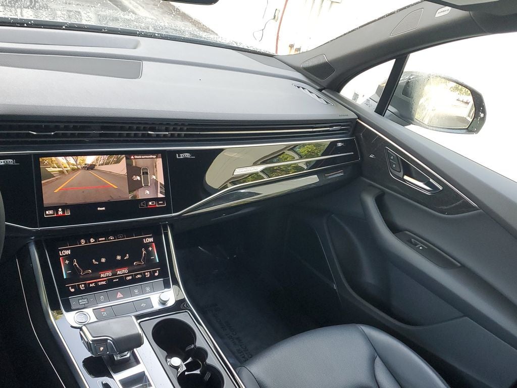 2022 Audi Q7 Premium Plus