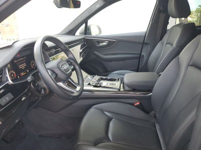 2022 Audi Q7 Premium Plus