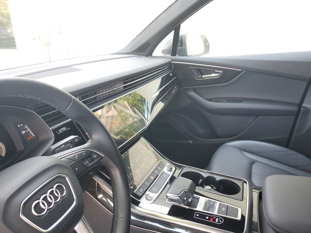 2022 Audi Q7 Premium Plus