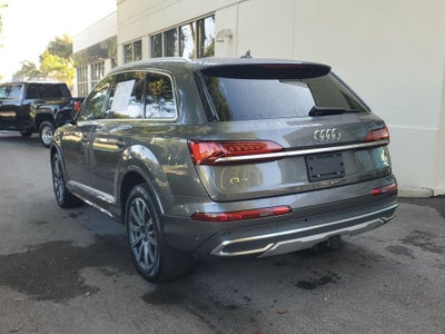 2022 Audi Q7 Premium Plus