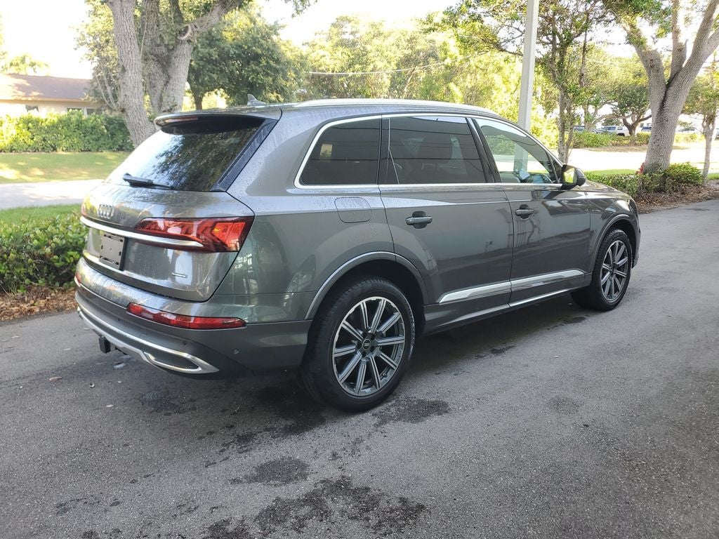 2022 Audi Q7 Premium Plus