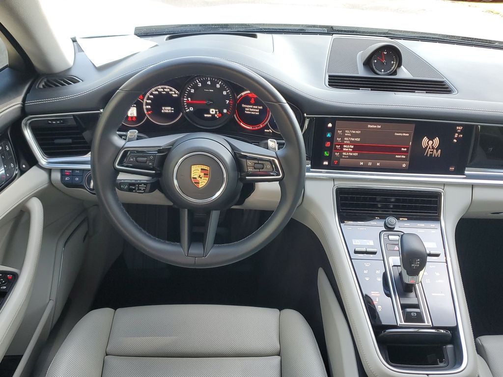 2023 Porsche Panamera 4
