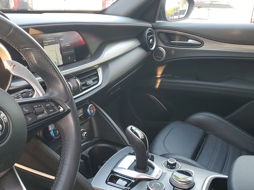 2023 Alfa Romeo Stelvio Veloce